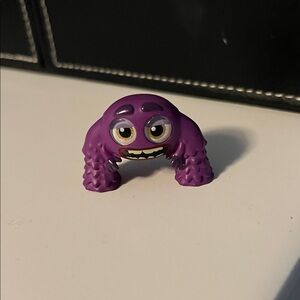 Disney doorables series 10 Art